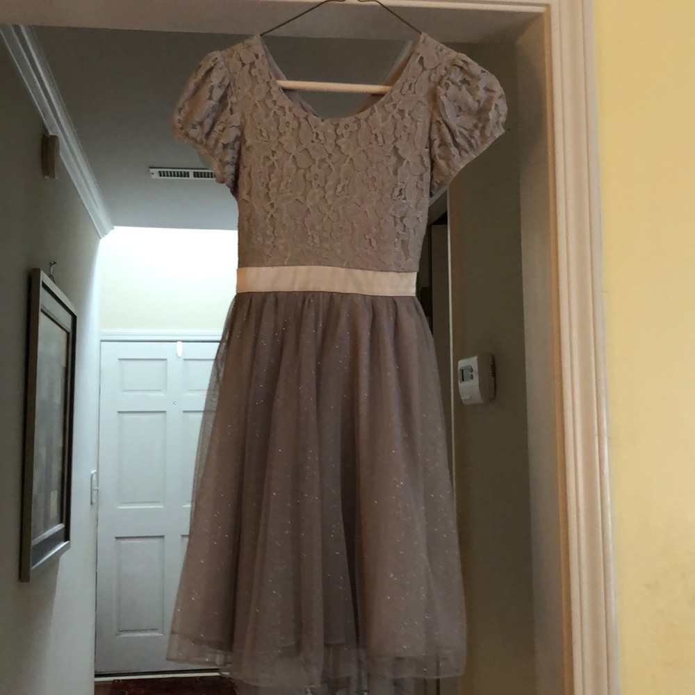 Formal mid-length lace and tool party dress